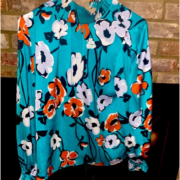 Silk blouse - Picture 1 of 1